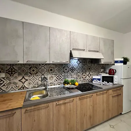 Апартаменты House Doge Antonino By World